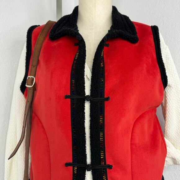 Wooly Bully Faux Suede Red Sherpa Vest Size Medium - Picture 2 of 10